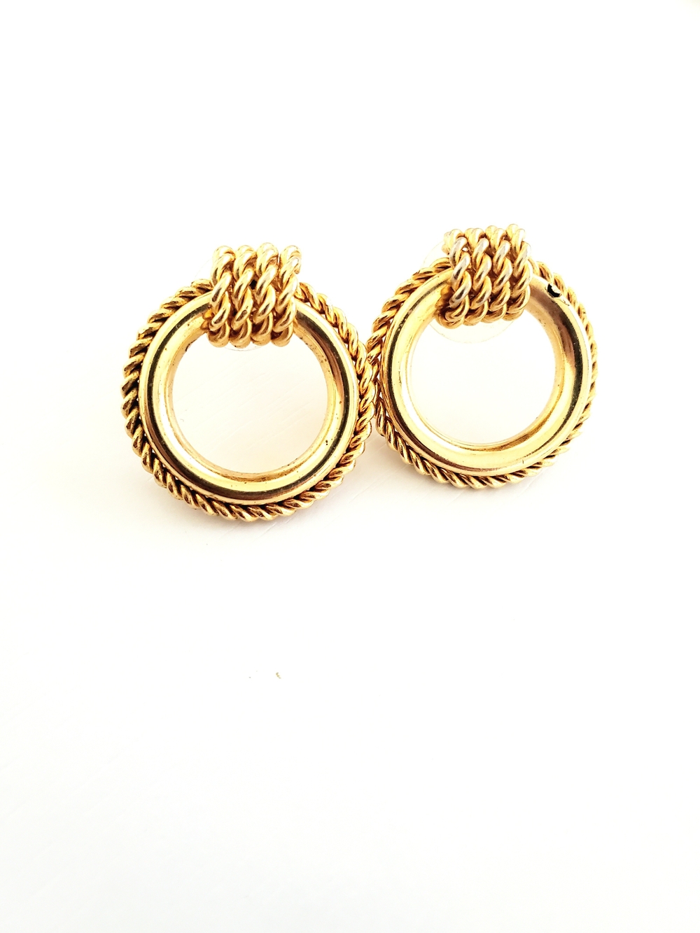 Gold-Tone Twisted Rope Circle Clip-On Earrings